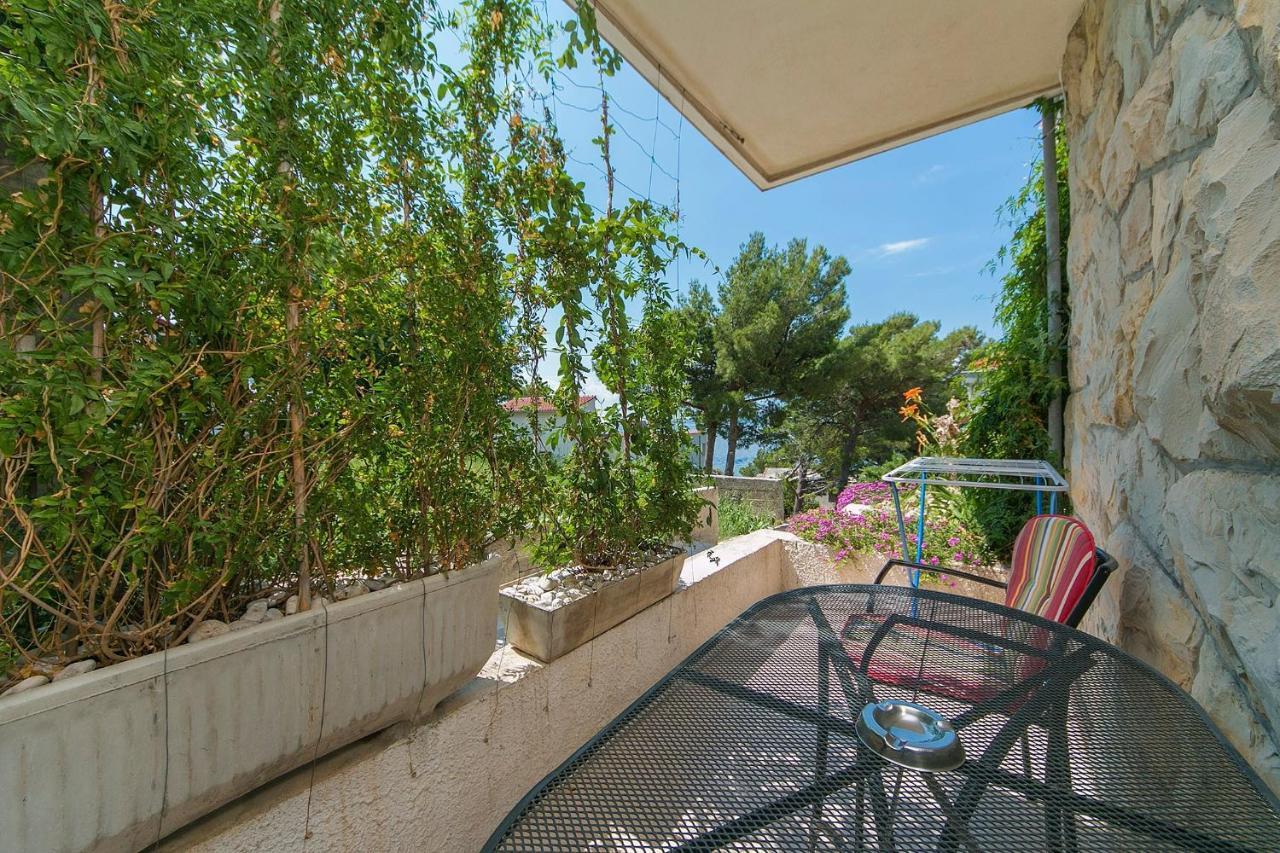 Apartments By The Sea Brela, Makarska - 20778 מראה חיצוני תמונה