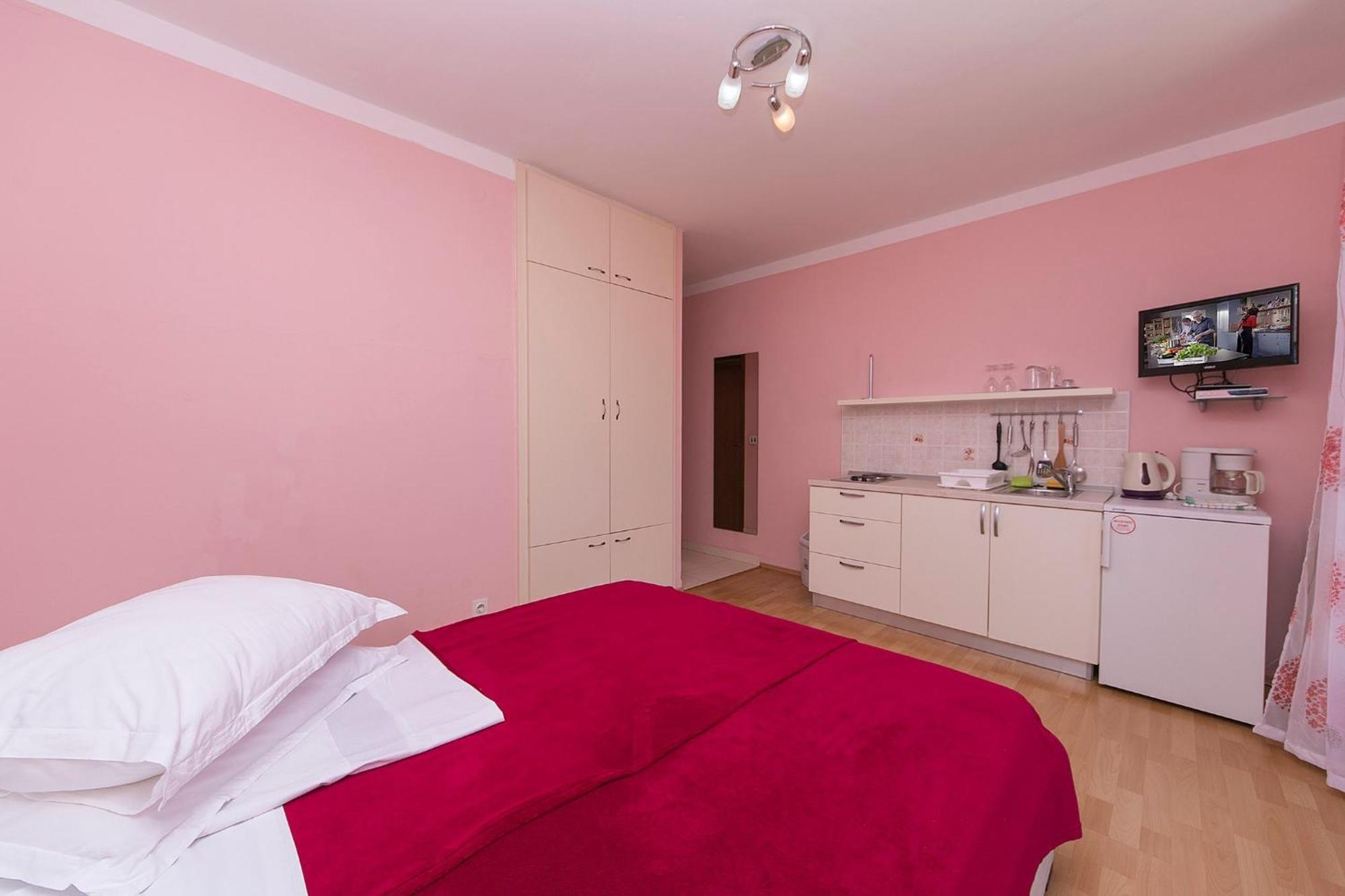 Apartments By The Sea Brela, Makarska - 20778 חדר תמונה