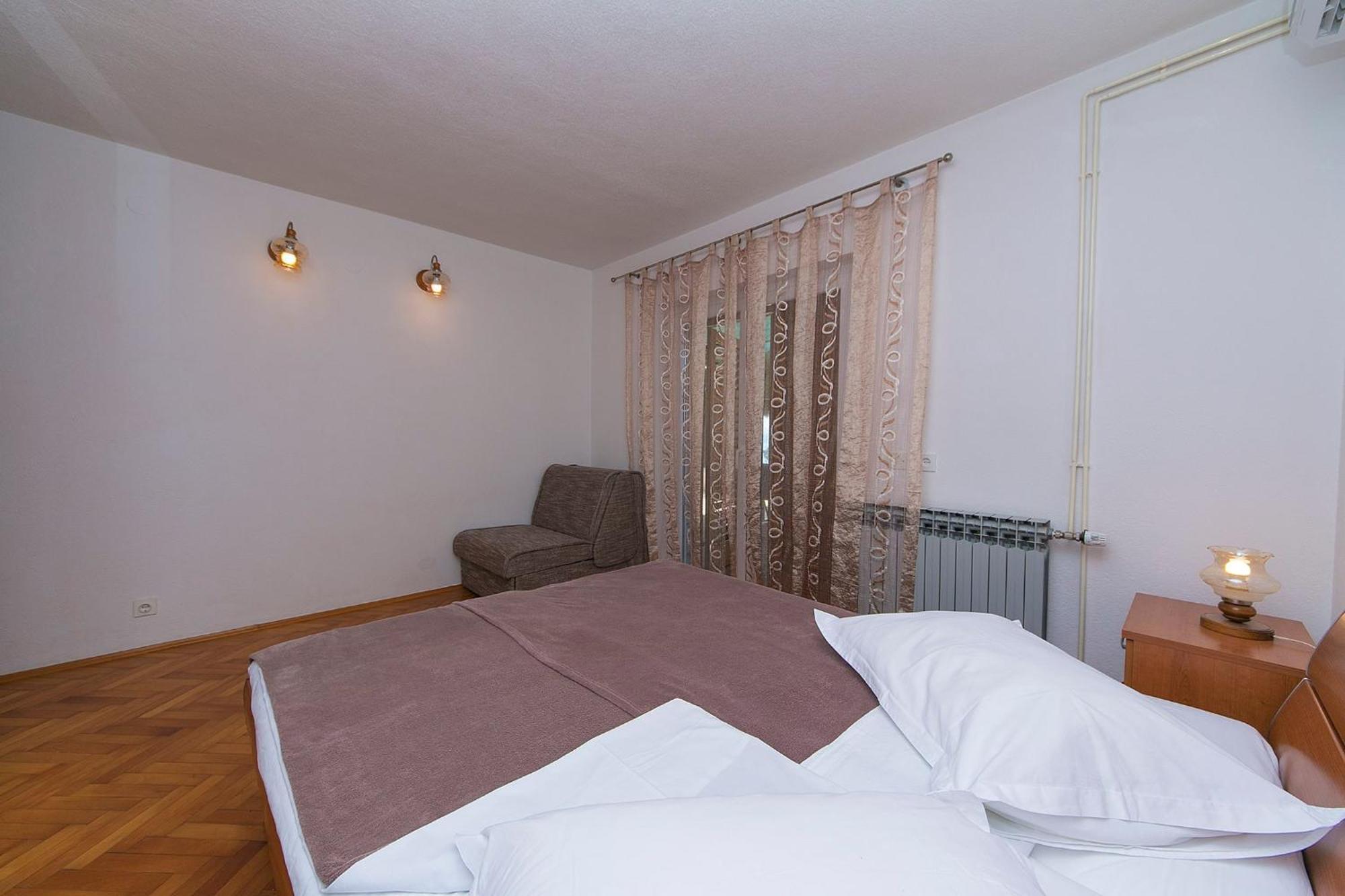 Apartments By The Sea Brela, Makarska - 20778 חדר תמונה